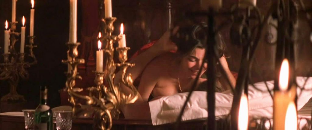 Laura San Giacomo topless sex