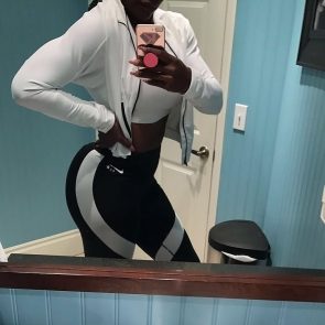 Serena Williams nude leggings